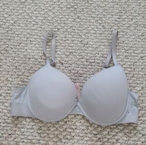 PINK Victoria's Secret Light Gray Bra
